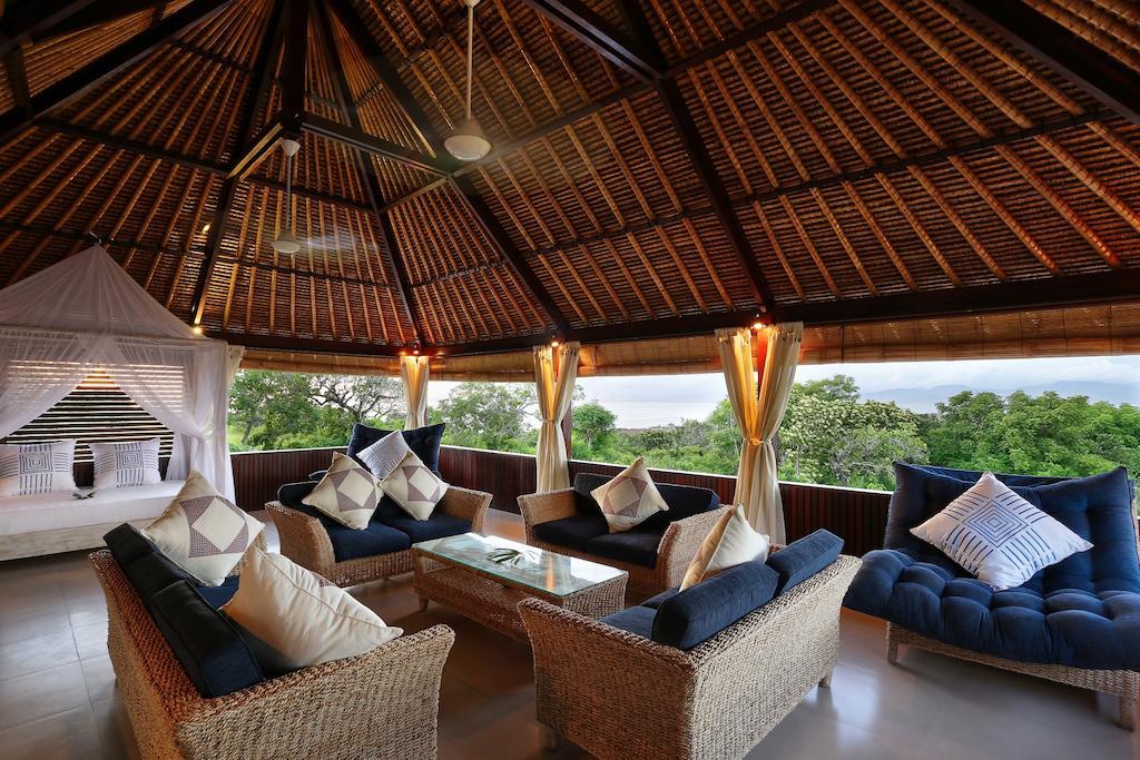 Villa Bukit Nusa Lembongan Exterior photo