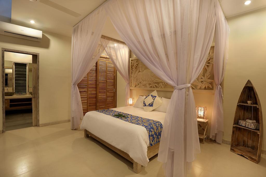 Villa Bukit Nusa Lembongan Exterior photo